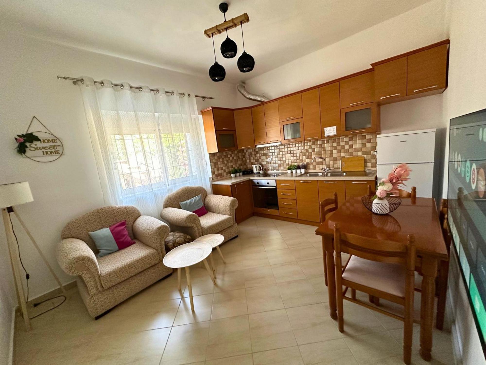 Viewtopia House Dhërmi エクステリア 写真