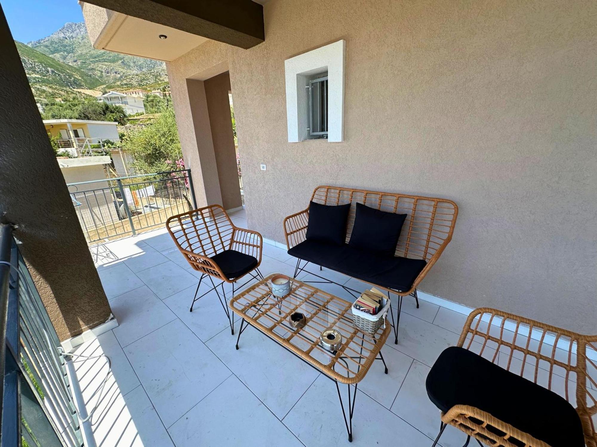 Viewtopia House Dhërmi エクステリア 写真